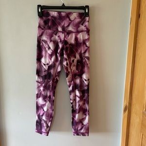 Lululemon cropped high waisted leggings